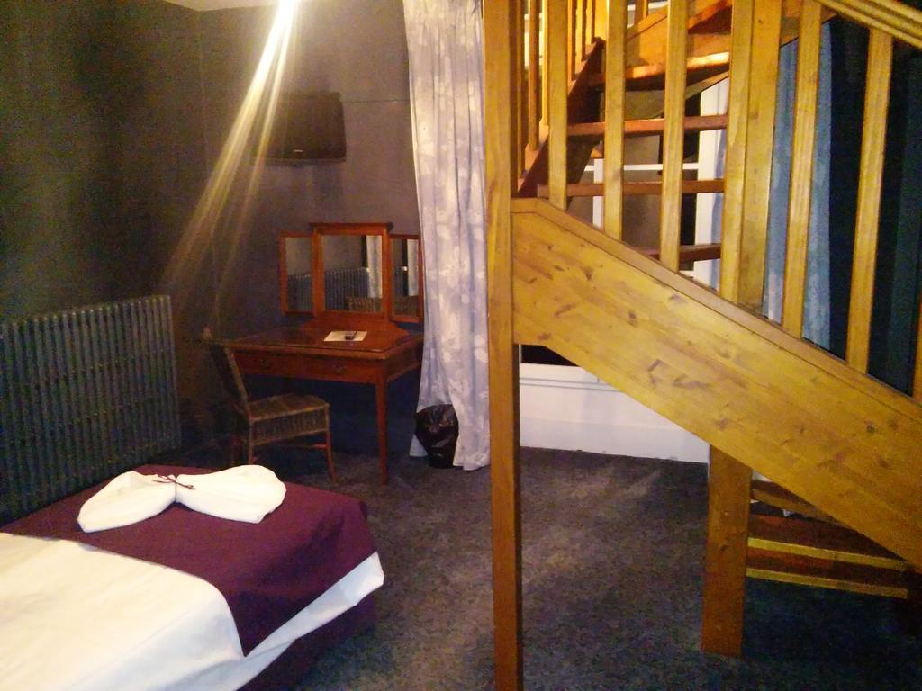 Hotel Homtel Le Parc Allevard Habitación foto
