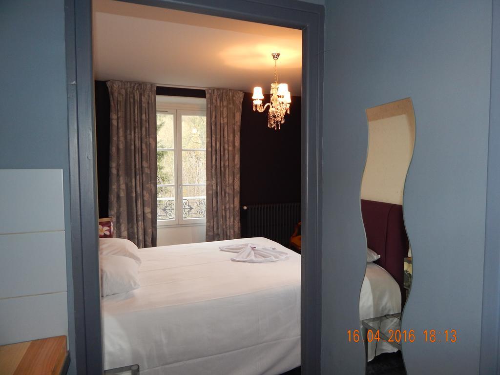 Hotel Homtel Le Parc Allevard Exterior foto