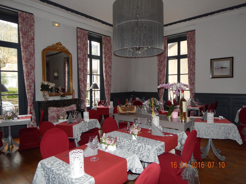Hotel Homtel Le Parc Allevard Exterior foto