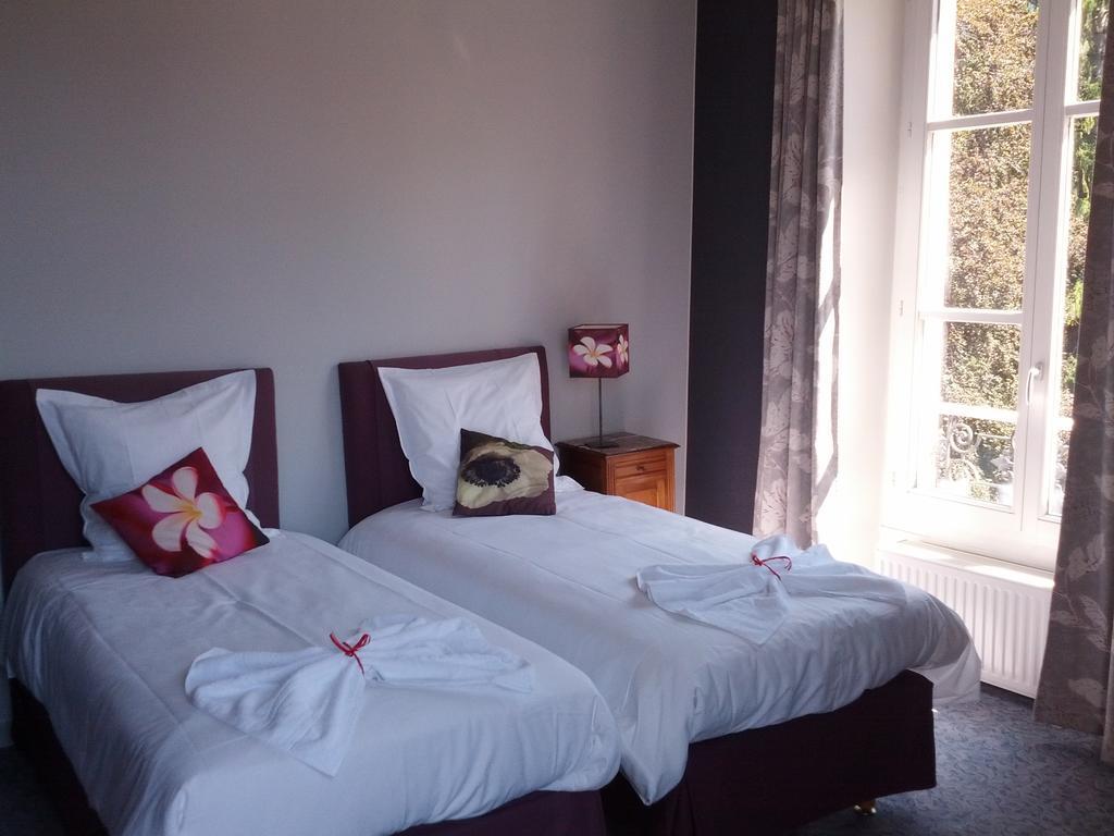 Hotel Homtel Le Parc Allevard Habitación foto
