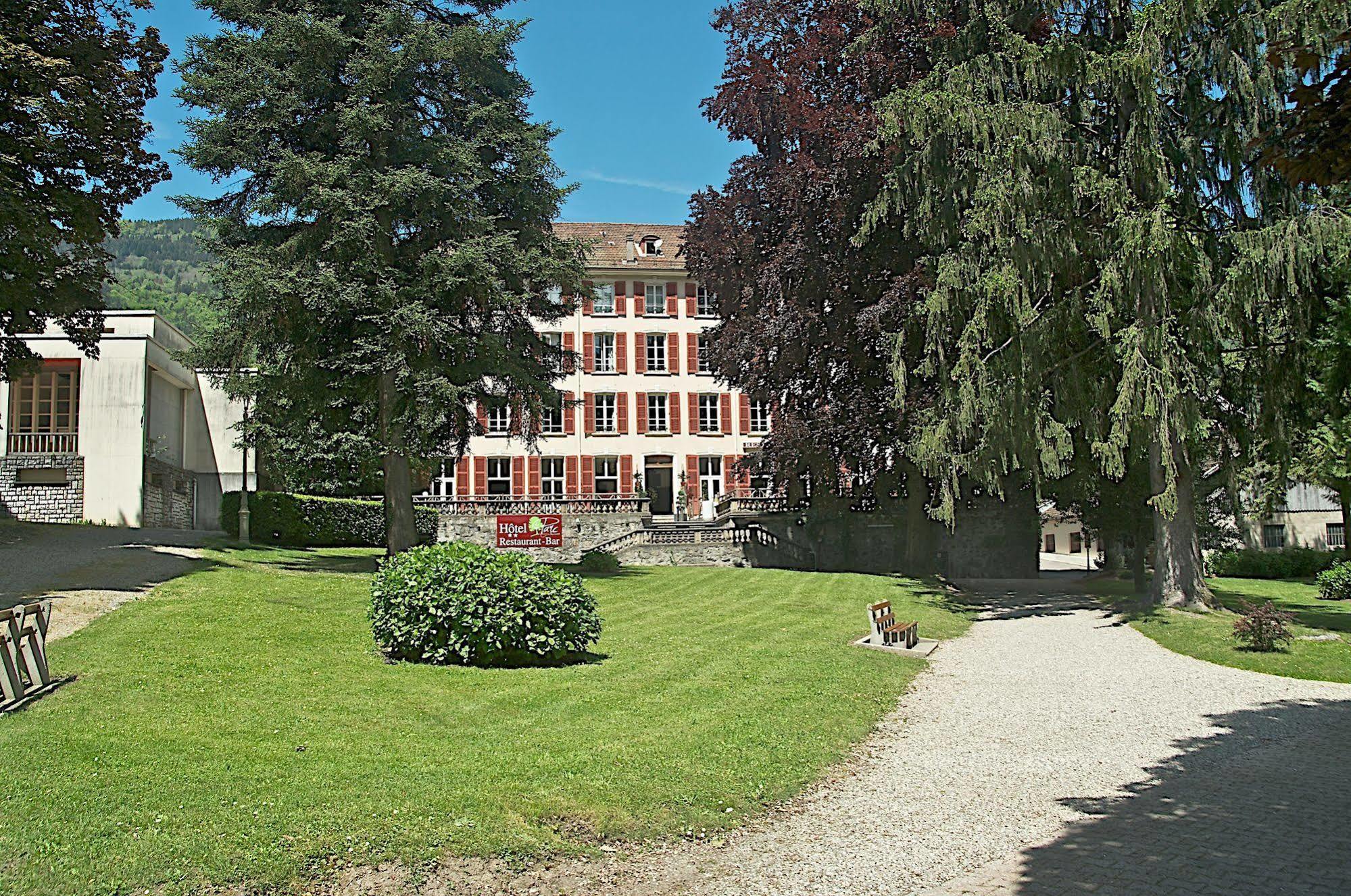 Hotel Homtel Le Parc Allevard Exterior foto